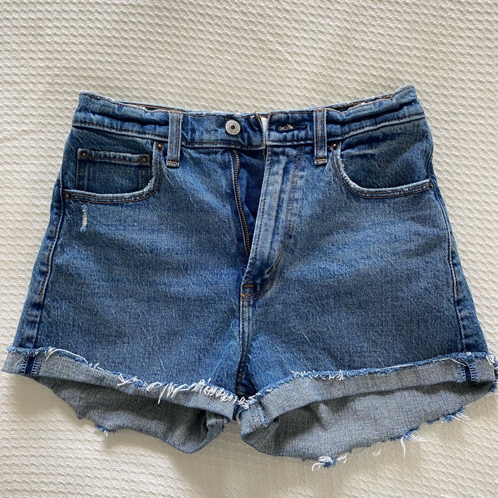 Abercrombie High Rise Mom Shorts